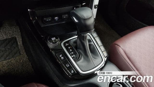 Kia Seltos 2021 — ფოტო 9/20