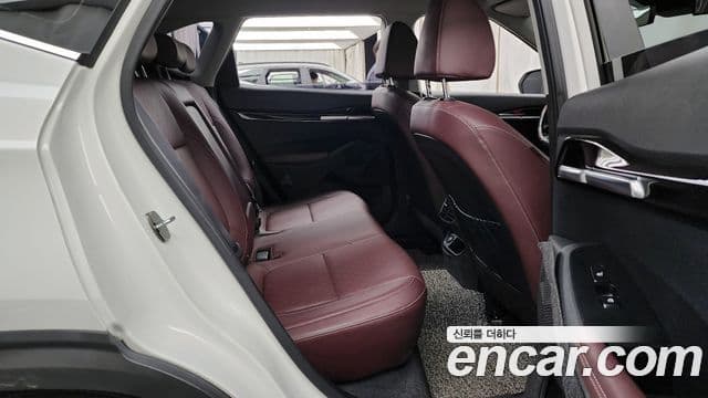 Kia Seltos 2021 — ფოტო 12/20