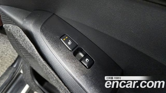 Kia Seltos 2021 — ფოტო 19/20