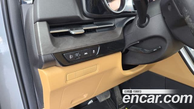 Kia Carnival 2022 — Фото 16/20