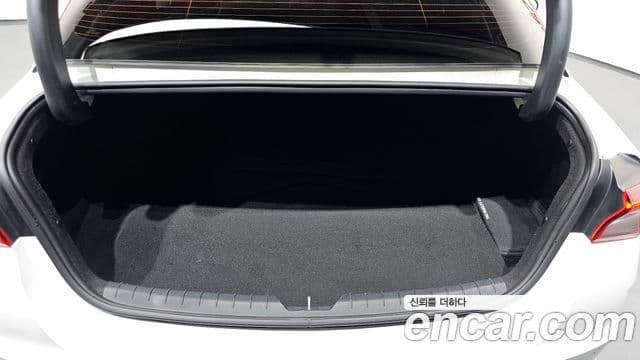 Kia K5 2020 — Şəkil 16/20