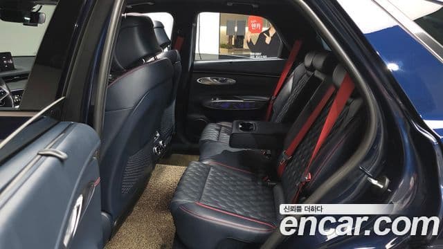 Genesis GV70 2021 — фото 11 из 20
