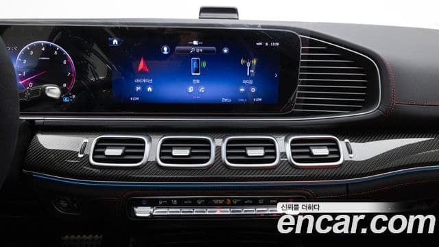 Mercedes-Benz GLE-Class 2025 — Фото 15/20