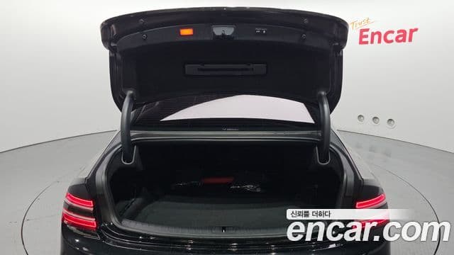 Genesis Electrified G80 2025 — ფოტო 15/20