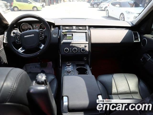 Land Rover Discovery 5 2019 — Şəkil 13/20