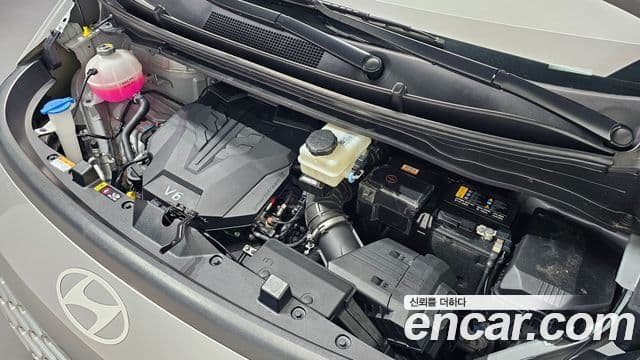 Hyundai Staria 2024 — Şəkil 6/20