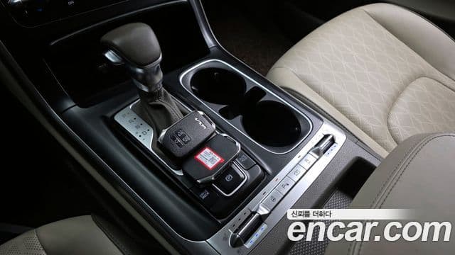Kia Carnival 2023 — Фото 9/20