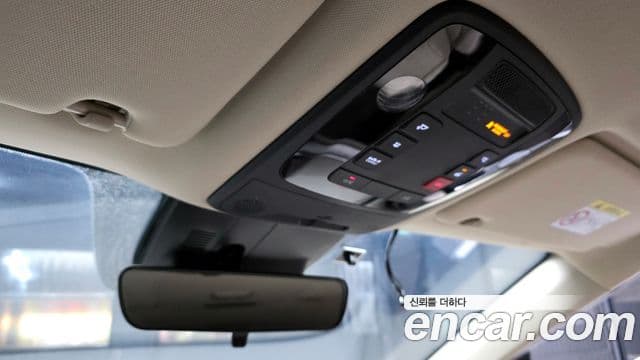 Kia Carnival 2023 — Фото 16/20