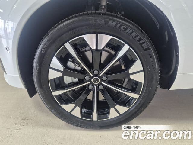 Volvo XC60 2025 — Şəkil 4/20