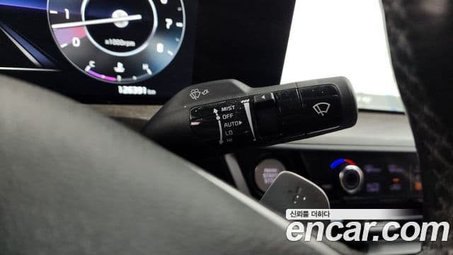 Kia K8 2021 — Şəkil 23/36