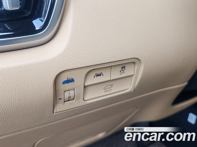 Kia Sorento 2023 — ფოტო 7/20