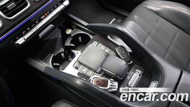 Mercedes-Benz GLE-Class 2021 — Фото 8/20