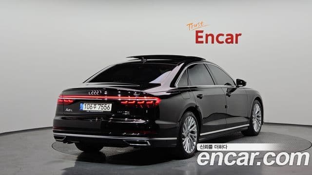 Audi A8 2021 — ფოტო 1/20