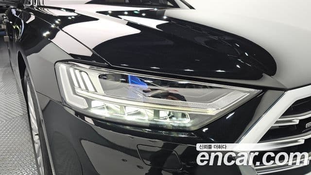 Audi A8 2021 — Photo 27/37