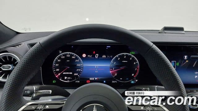 Mercedes-Benz AMG GT 2025 — ფოტო 7/17