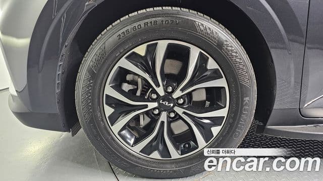 Kia Carnival 2023 — Şəkil 5/20