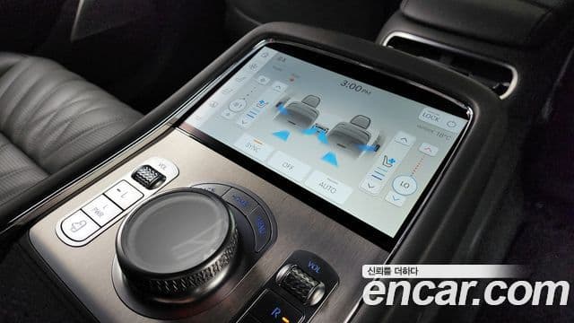 Genesis G90 2022 — ფოტო 19/20
