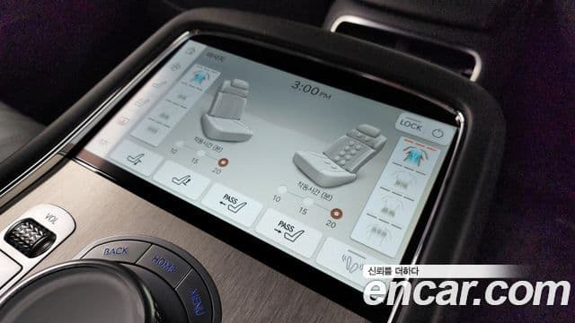 Genesis G90 2022 — Photo 33/40