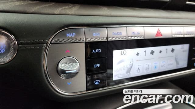 Genesis G90 2022 — Photo 9/40