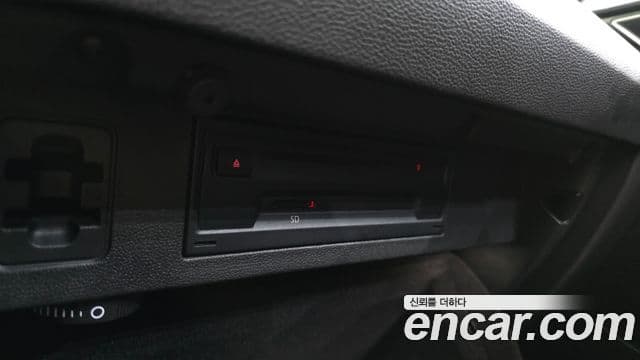 Volkswagen Arteon 2018 — Şəkil 18/20