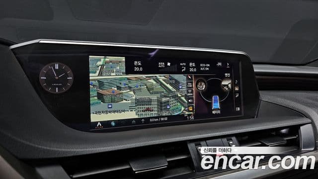 Lexus ES300h 2021 — ფოტო 15/20