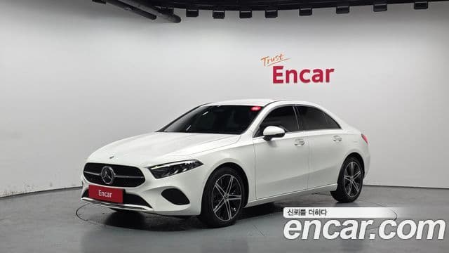Mercedes-Benz A-Class 2024 — ფოტო 1/20