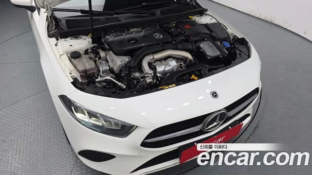 Mercedes-Benz A-Class 2024 — ფოტო 6/20