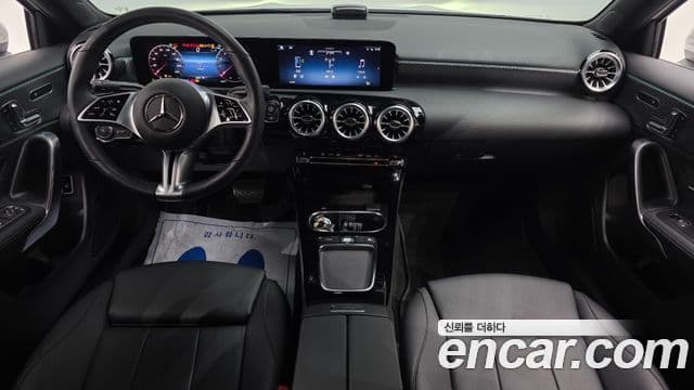 Mercedes-Benz A-Class 2024 — ფოტო 7/20