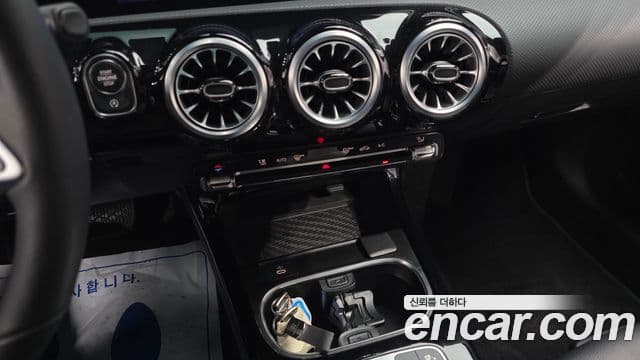 Mercedes-Benz A-Class 2024 — ფოტო 18/20