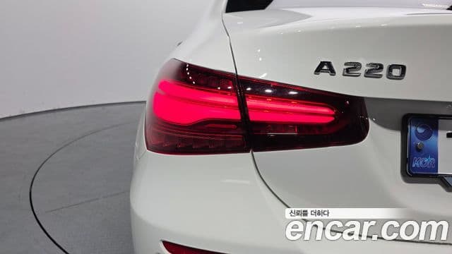 Mercedes-Benz A-Class 2024 — Photo 27/30