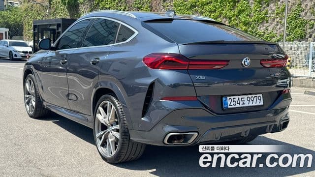 BMW X6 2022 — Photo 2/20