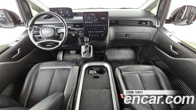 Hyundai Staria 2021 — Фото 7/20