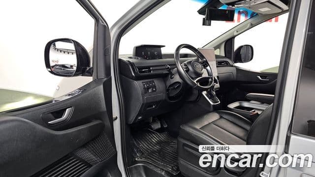 Hyundai Staria 2021 — Фото 10/20