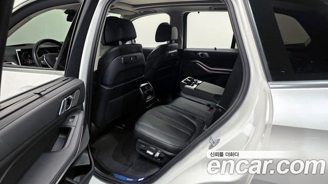 BMW X5 2025 — Photo 4/36