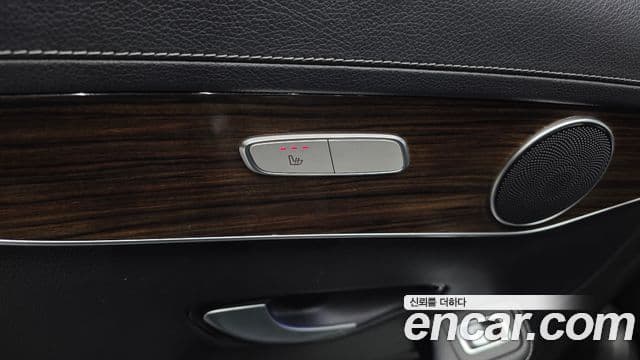 Mercedes-Benz GLC-Class 2020 — Фото 17/20