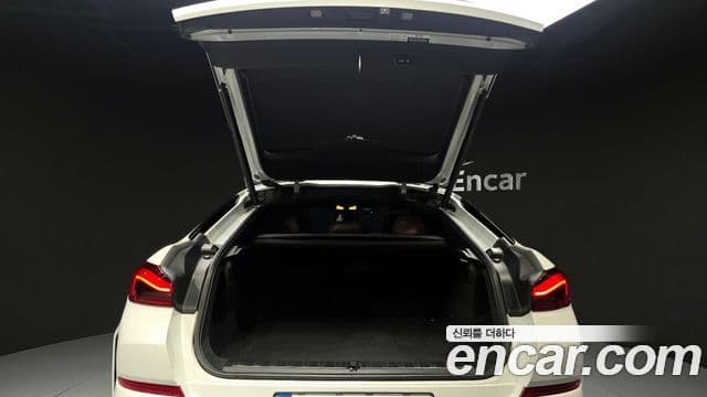BMW X6 2022 — ფოტო 19/20