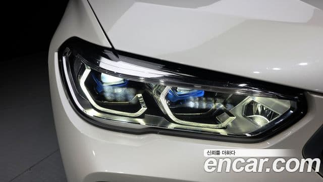 BMW X6 2022 — Photo 4/34