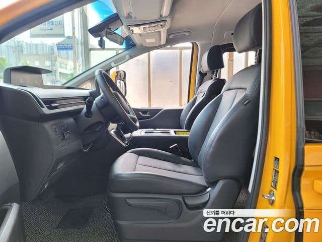 Hyundai Staria 2025 — ფოტო 12/20