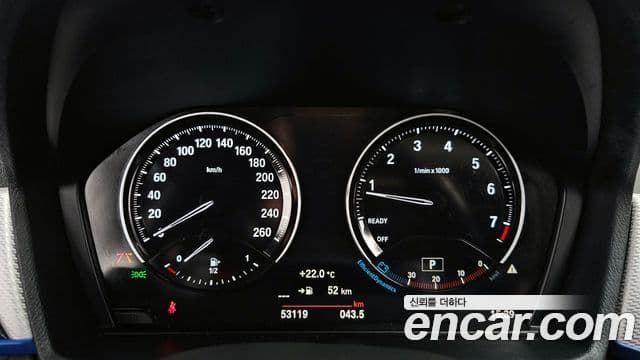 BMW X2 2022 — Фото 8/20