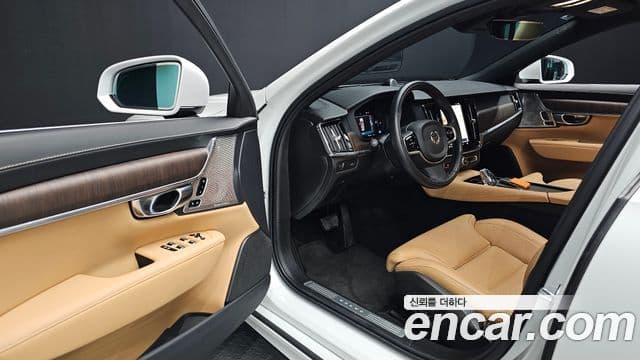 Volvo S90 2022 — ფოტო 11/20
