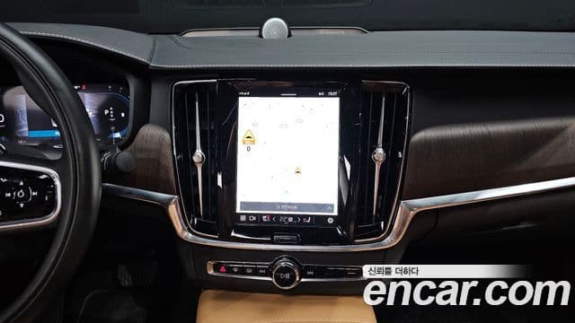 Volvo S90 2022 — ფოტო 14/20