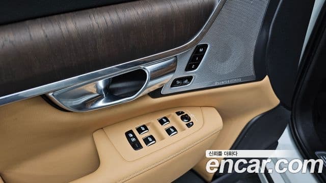 Volvo S90 2022 — Photo 31/40