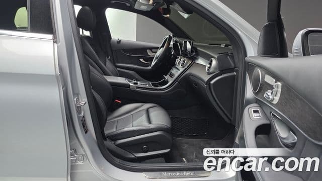 Mercedes-Benz GLC-Class 2020 — ფოტო 11/20