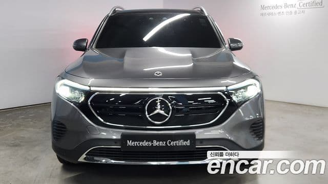 Mercedes-Benz EQB 2023 — ფოტო 20/20