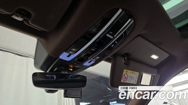 Porsche Cayenne 2022 — Photo 31/34
