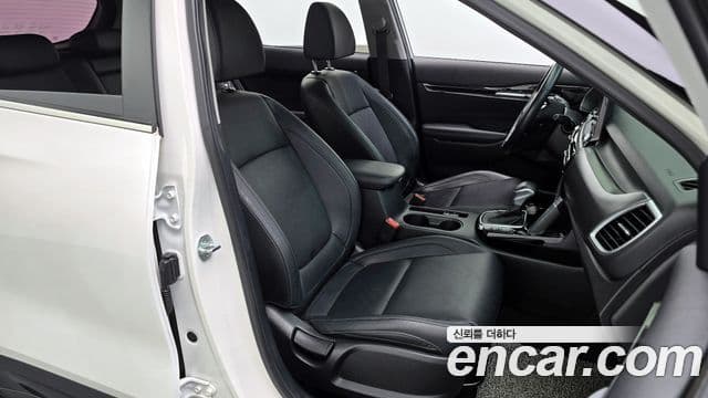 Kia Seltos 2020 — ფოტო 12/20