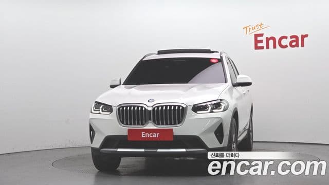 BMW X3 2023 — Photo 18/31