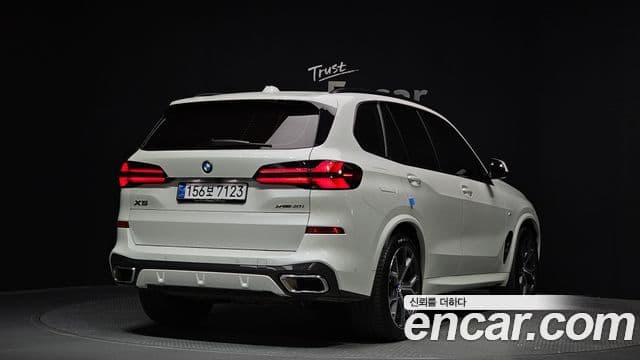 BMW X5 2025 — Фото 2/20