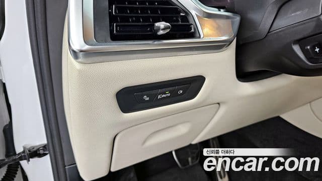BMW X5 2025 — Фото 16/20