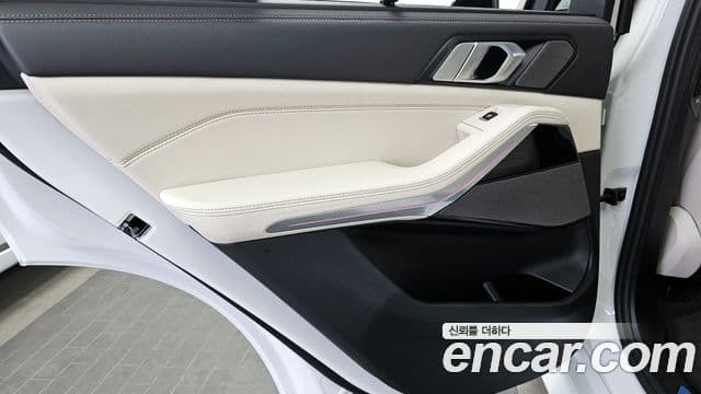 BMW X5 2025 — Photo 1/34